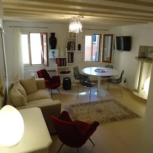 ca-dei-carpini.hotelinveneto.com/